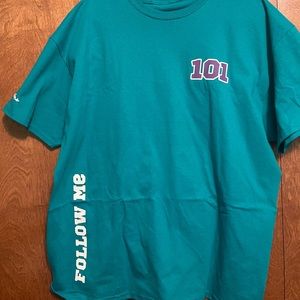 Aqua Follow Me Merchandise